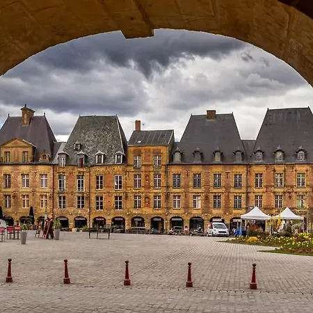 Meuse - Train Station 5 Mins Away - Hyper Center - * Charleville-Mezieres