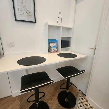 Studio Meuse - Train Station 5 Mins Away - Hyper Center - Апартаменты Шарлевиль-Мезьер