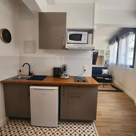 Apartamento Meuse - Ground Floor - Hyper Center - Train Station 5 Mins Away