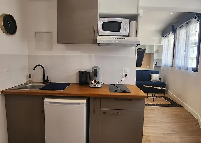 Apartman Meuse - Train Station 5 Mins Away - Hyper Center -